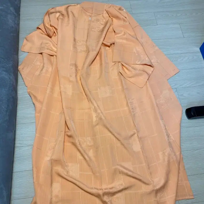 [BUNJANG] Traditional Cream Silk Kimono / 기모노