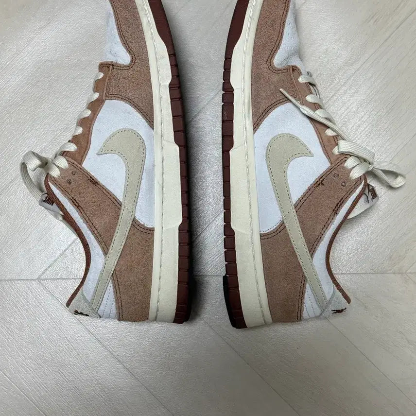 [BUNJANG] Nike Dunk Low Premium Medium Curry / 나이키 덩크 로우 프리미엄 미디엄 커리