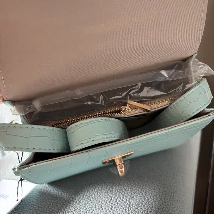 [BUNJANG] BRAVISSIMO Mini Crossbody Bag (Mint) / [새상품/택도안뗌] BRAVISSIMO 미니 크로스백 민트