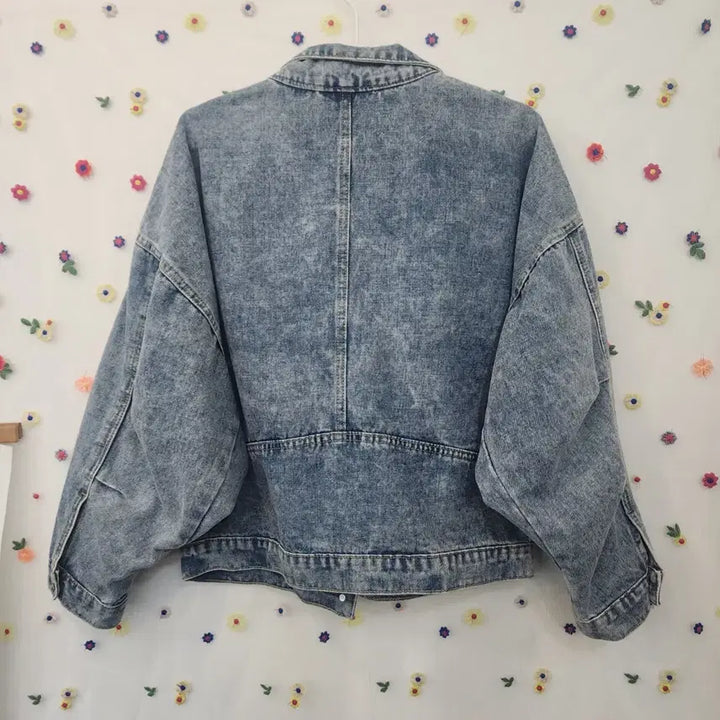 [BUNJANG] The East Pocket Studded Denim Jacket / 더 이스트 포켓징장식 청자켓 free