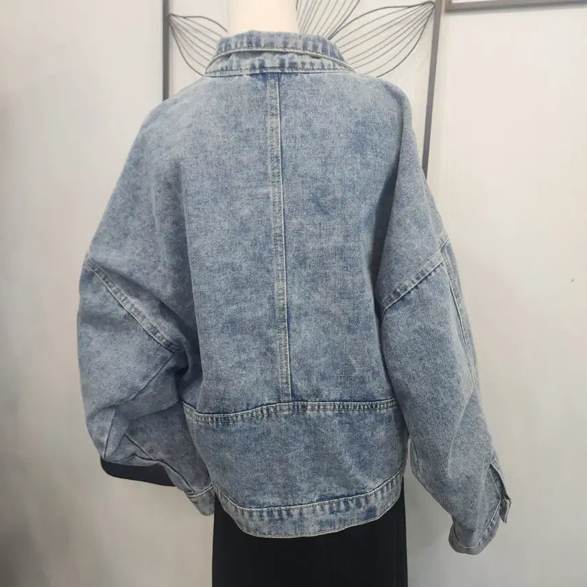 [BUNJANG] The East Pocket Studded Denim Jacket / 더 이스트 포켓징장식 청자켓 free