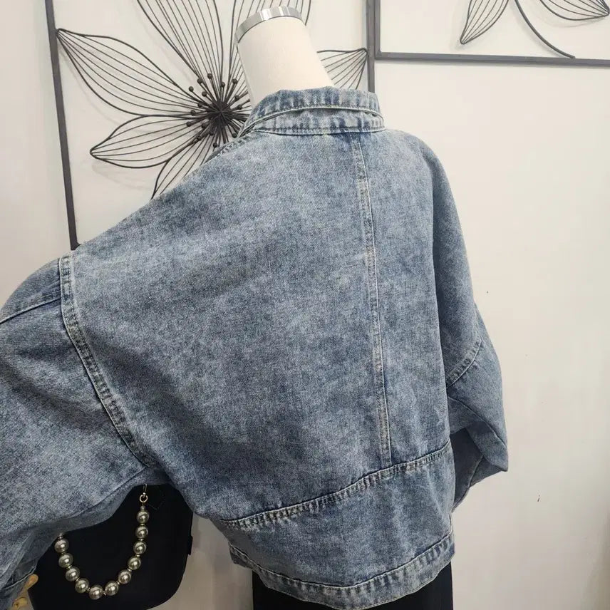 [BUNJANG] The East Pocket Studded Denim Jacket / 더 이스트 포켓징장식 청자켓 free