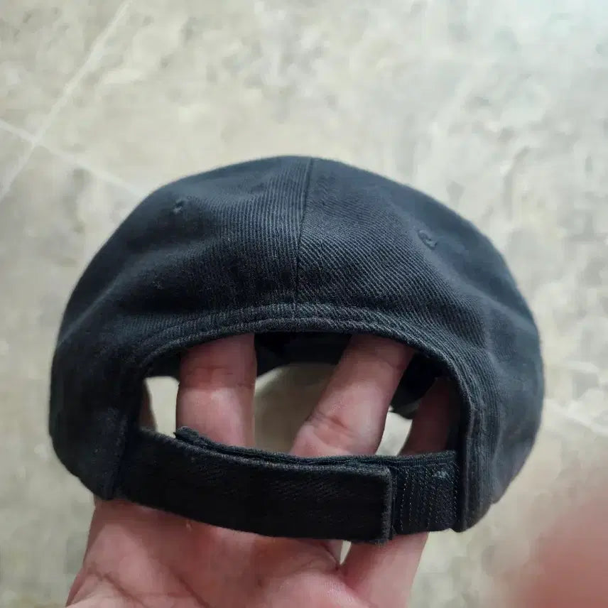 [BUNJANG] Balenciaga Black Damage Ball Cap / 발렌시아가 블랙 데미지 볼캡