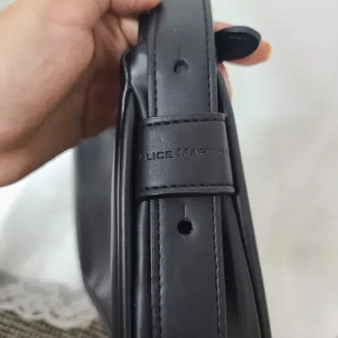 [BUNJANG] Black Leather Mini Shoulder Bag / 블랙 레더 숄더백 / 미니백