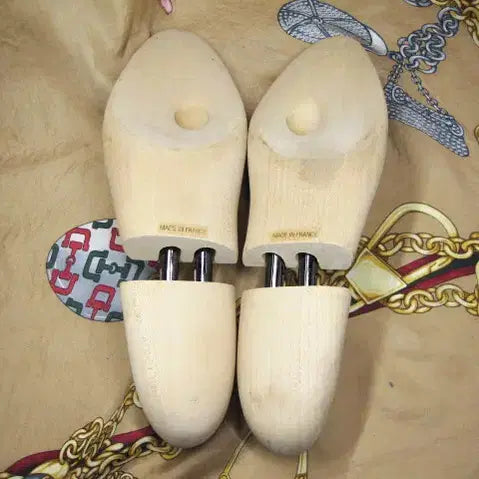 [BUNJANG] Berluti Lime Wood Shoe Tree / 프랑스명품 벨루티 BERLUTI 라이트베이지 라임나무 슈트리 280