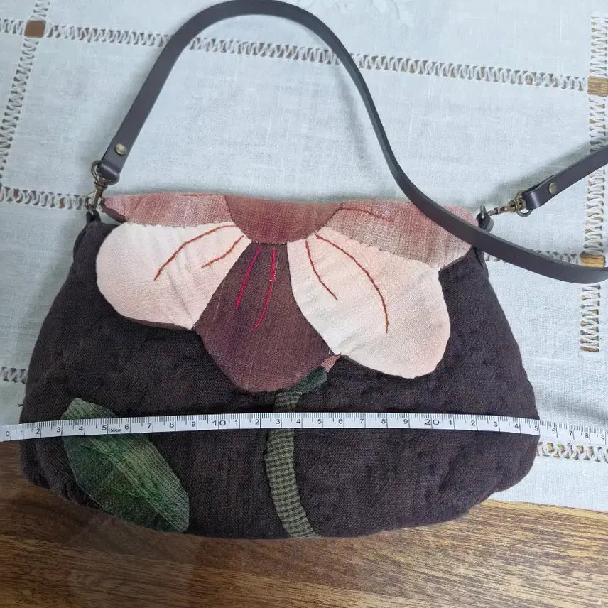 [BUNJANG] Handmade Quilt Crossbody Bag / 퀼트  핸드메이드 고급 크로스.새상품