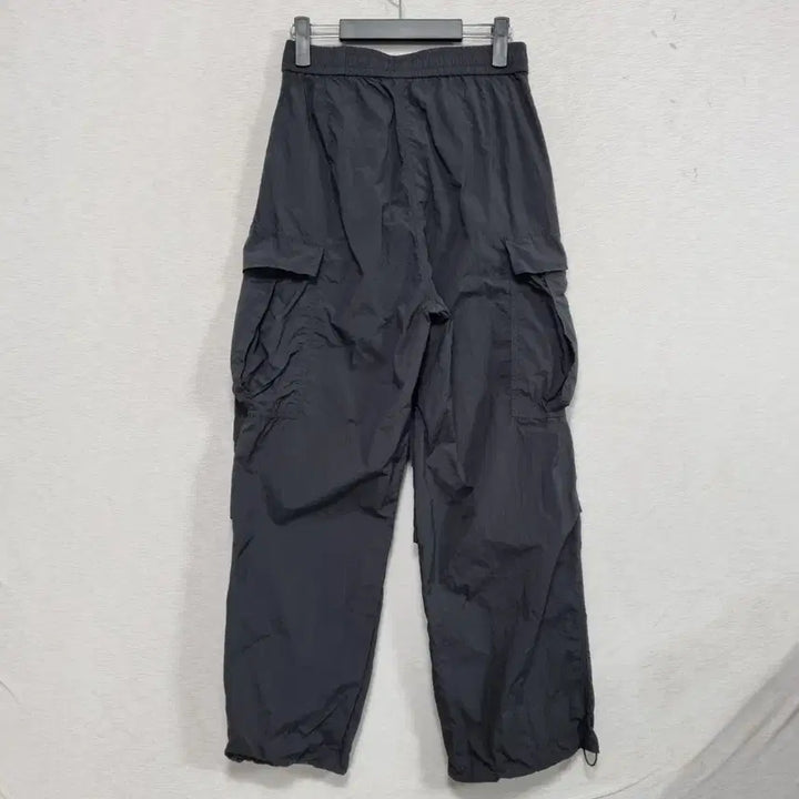 [BUNJANG] LAFUDGESTORE Nylon Training Pants Charcoal S / 라퍼지스토어 나일론 팬츠 여26인치ㅡ0204