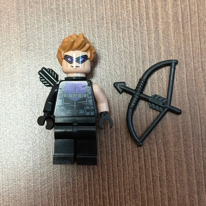 [BUNJANG] Lego Marvel Avengers Hawkeye Minifigure / 레고 마블 어벤져스 호크아이