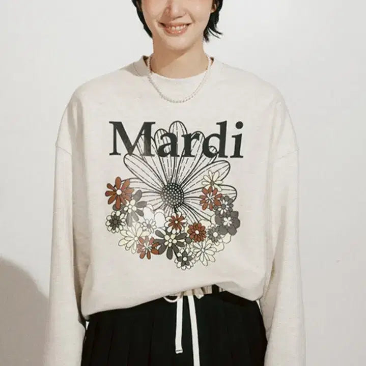 [BUNJANG] Mardi Mercredi Sweatshirt / 마르디메크르디 스웻셔츠