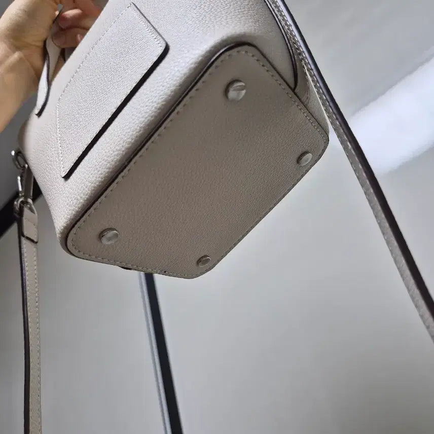 [BUNJANG] Pierre Cardin Crossbody Bag / 피에르 가르뎅 크로스백 (새상품, 15만원 구입)