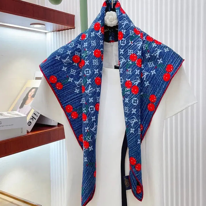 [BUNJANG] Louis Vuitton Cherry Pattern Scarf / 루이비통 체리 패턴 스카프구매