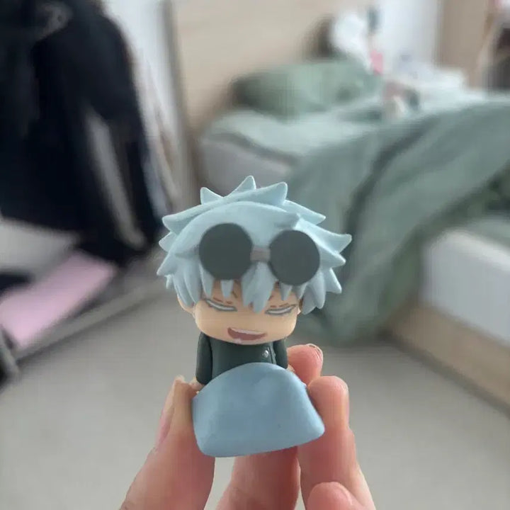 [BUNJANG] Jujutsu Kaisen Gojo Satoru Mini Figure / *주술회전* 고죠 사토루 탁상용 미니 피규어 (급처)