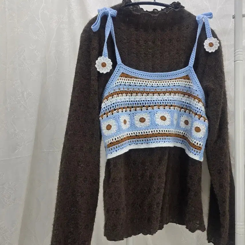 [BUNJANG] Crochet Daisy Bustier & Brown Knit Set / 크로셰 데이지 뷔스티에 & 갈색 니트 세트