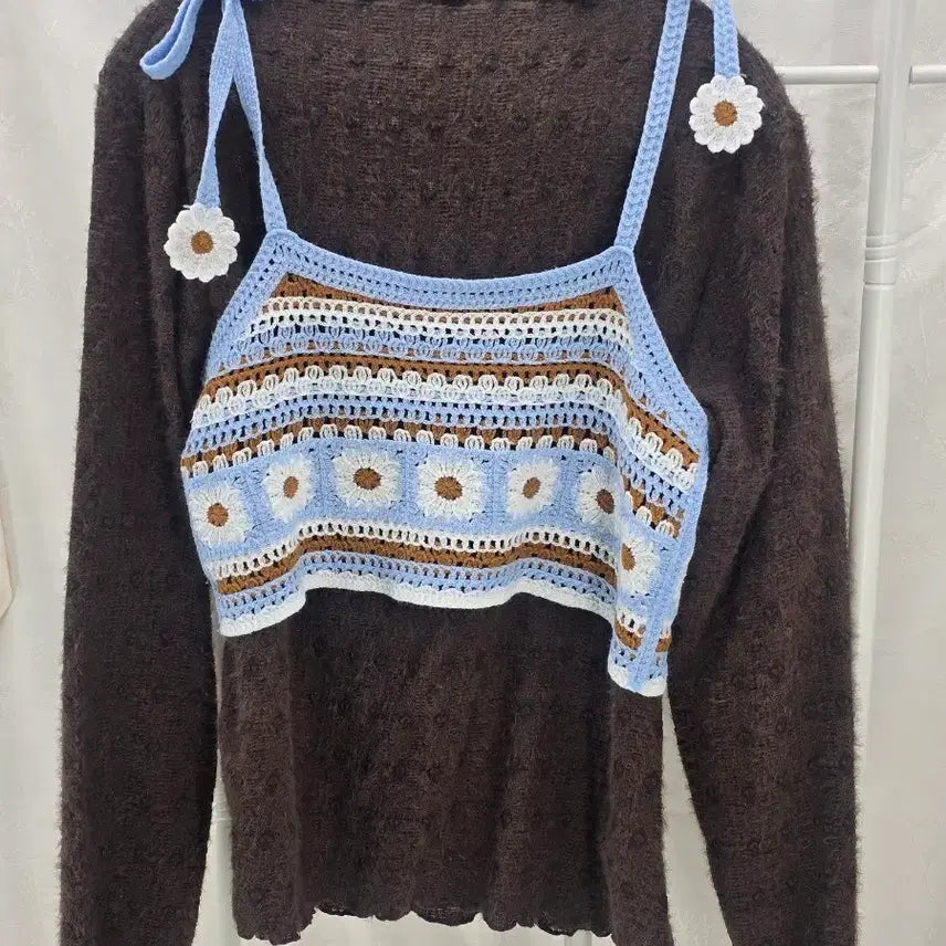 [BUNJANG] Crochet Daisy Bustier & Brown Knit Set / 크로셰 데이지 뷔스티에 & 갈색 니트 세트