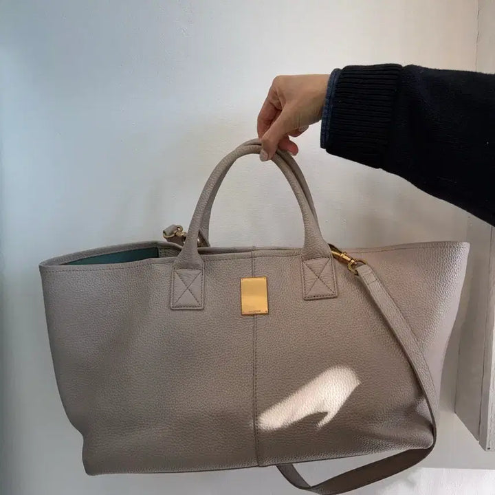[BUNJANG] Couronne Leather Tote Shoulder Bag / 쿠론 소가죽 토트 숄더백