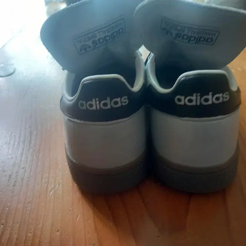 [BUNJANG] Adidas Handball Spezial Silver 245 / 아디다스 Handball Spezial 실버 245