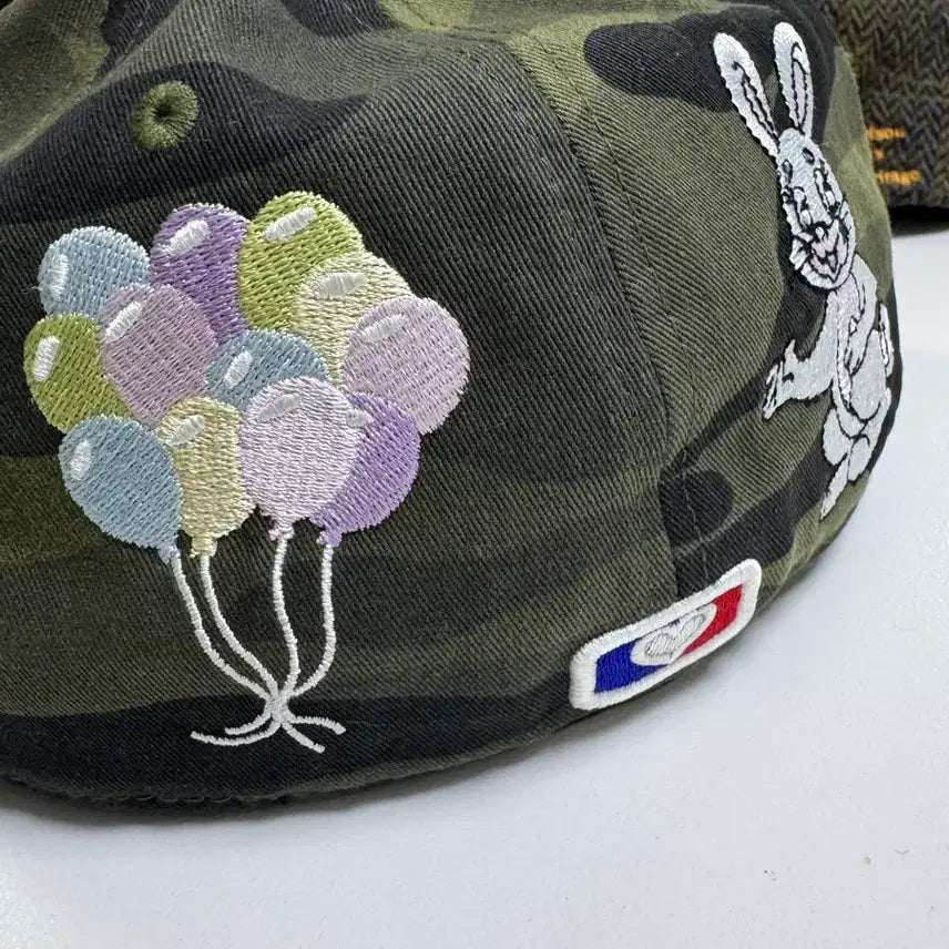 [BUNJANG] Museum Visitor Camo Ball Cap / 뮤지엄 비지터 카모 볼캡
