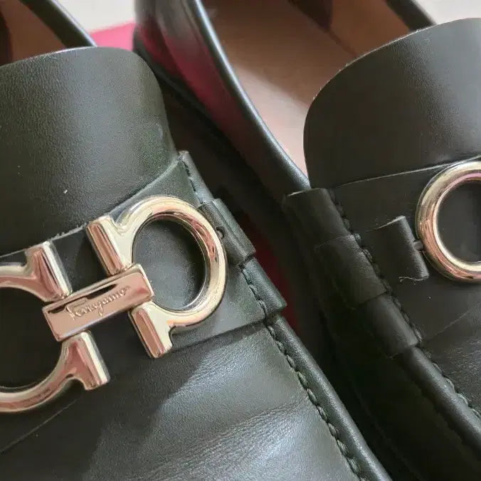 [BUNJANG] Ferragamo Gancini Loafer UK8.5EEE / 페라가모 간치니 로퍼 uk8.5eee (275)