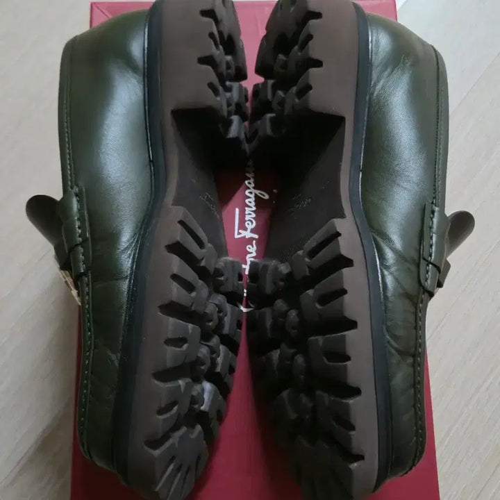 [BUNJANG] Ferragamo Gancini Loafer UK8.5EEE / 페라가모 간치니 로퍼 uk8.5eee (275)