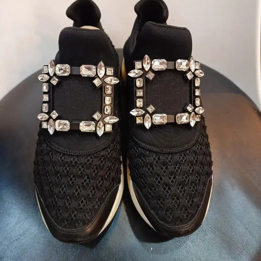 [BUNJANG] Roger Vivier Viv Run Buckle Sneakers / 로저비비에 비브 런 버클스니커즈