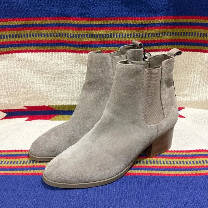 [BUNJANG] GAP Suede Sidegore Boots / GAP suede sidegore boots / 갭 사이드고어 첼시부츠