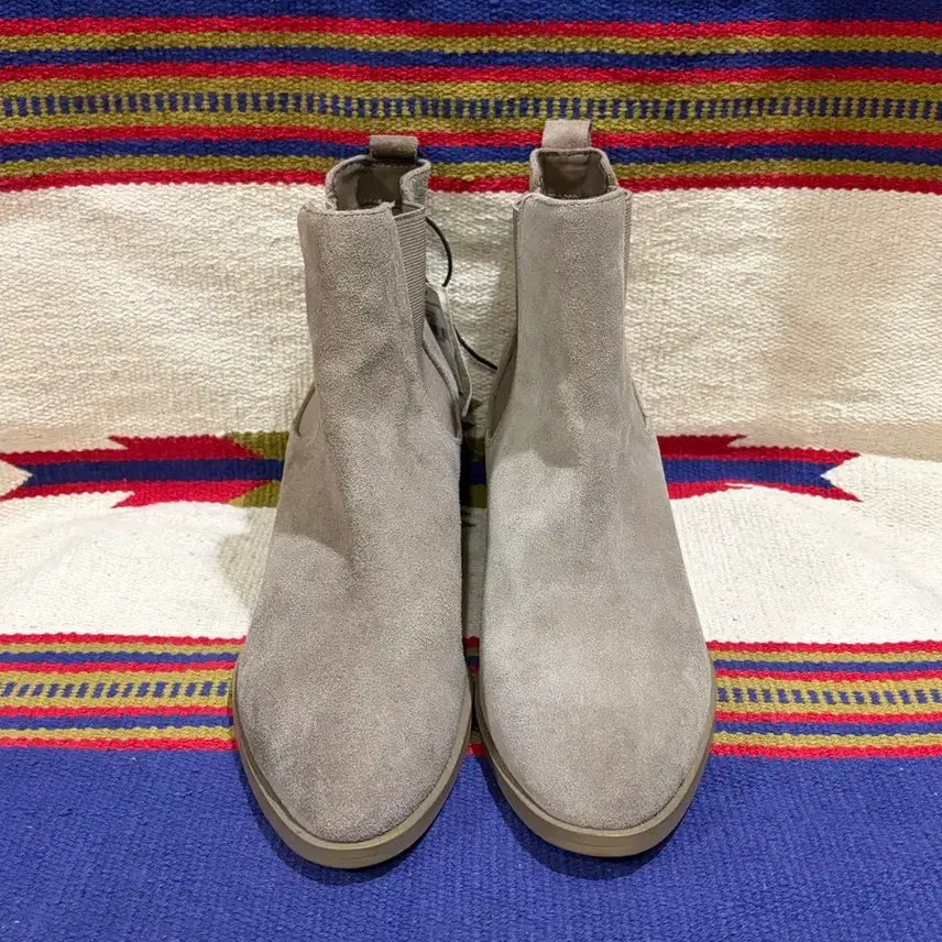 [BUNJANG] GAP Suede Sidegore Boots / GAP suede sidegore boots / 갭 사이드고어 첼시부츠