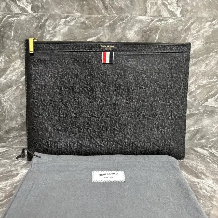 [BUNJANG] Thom Browne Pebble Grain Document Holder Clutch Medium / 톰브라운 페블 그레인 도큐먼트 홀더 클러치 미디움