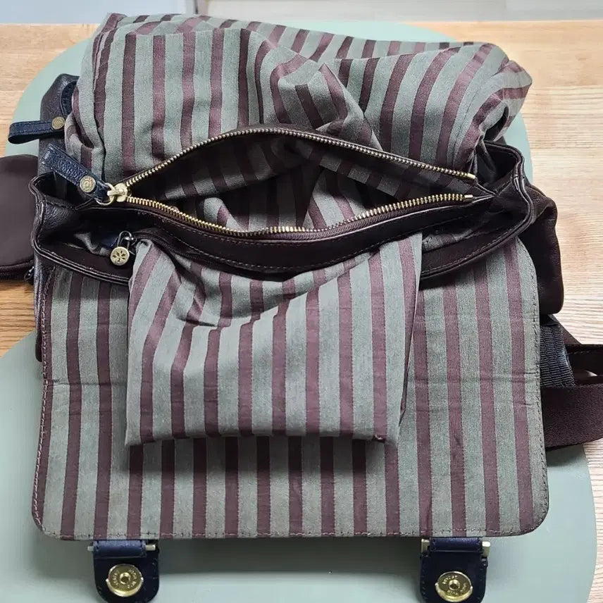 [BUNJANG] Mongsac Natural Leather Backpack / 몽삭 천연 가죽 백팩 - 어깨 흘러내림 방지 커스텀, 상태 굿