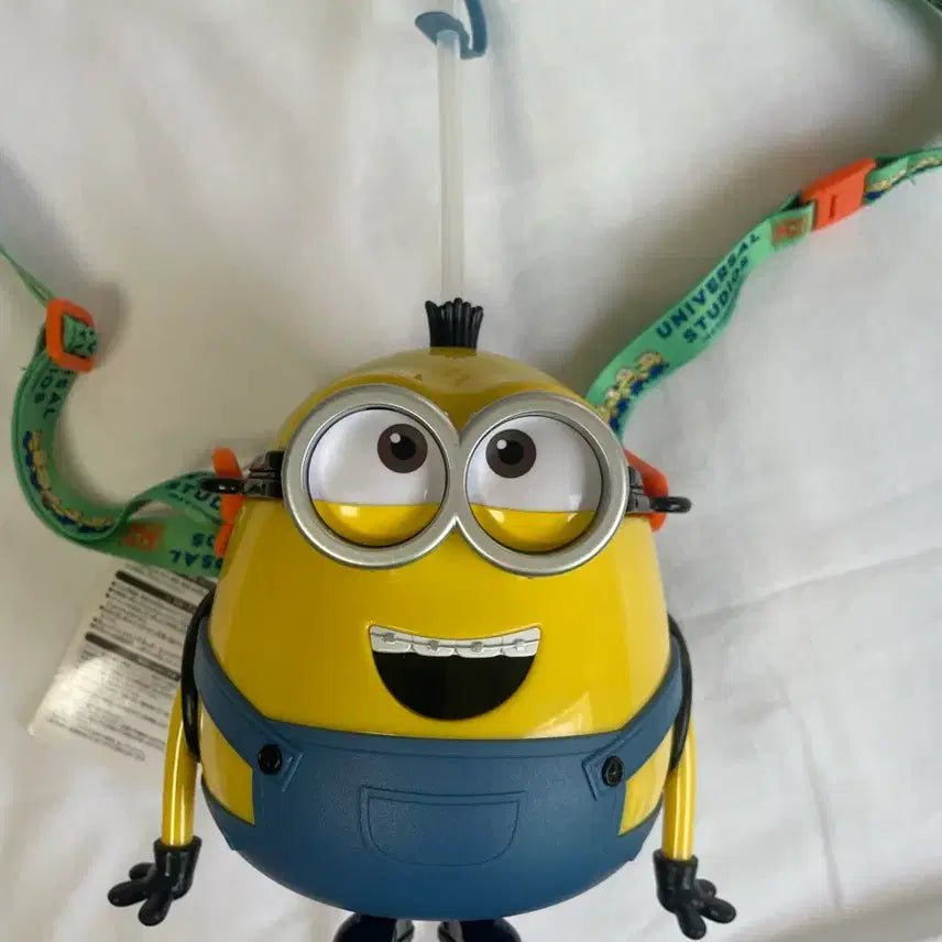 [BUNJANG] Universal Studios Minions Water Bottle / 유니버셜 스튜디오 미니언즈 물통
