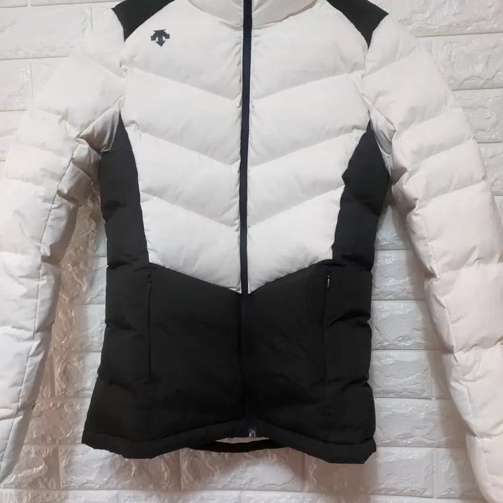 [BUNJANG] Descente Women's Duck Down Padded Jacket M90 / 데상트 여성 덕다운 패딩 좋아요! m90