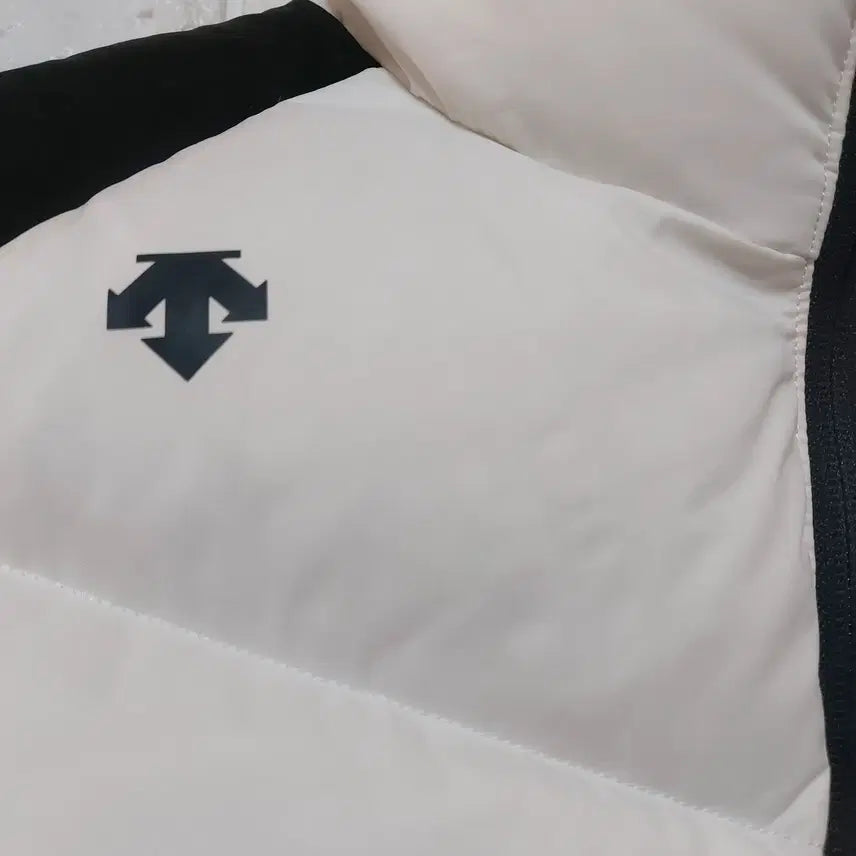 [BUNJANG] Descente Women's Duck Down Padded Jacket M90 / 데상트 여성 덕다운 패딩 좋아요! m90