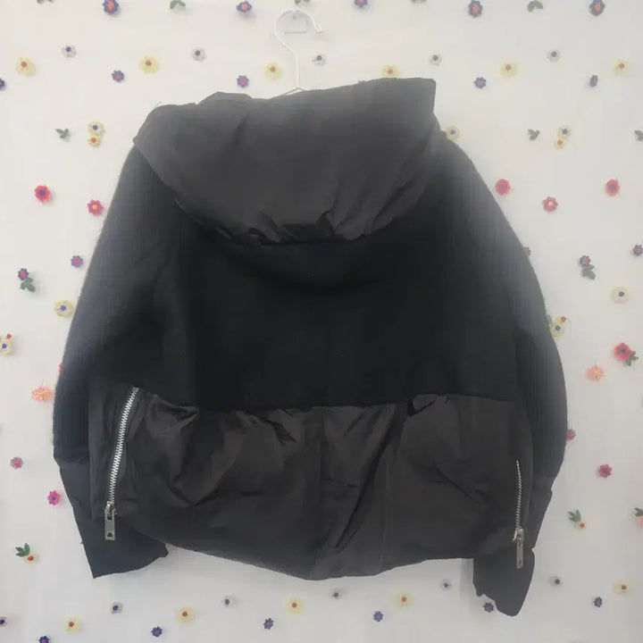 [BUNJANG] Black Hooded Padded Short Jacket (M Size) / 블랙 후드 지퍼 부분 패딩 숏 자켓 M사이즈
