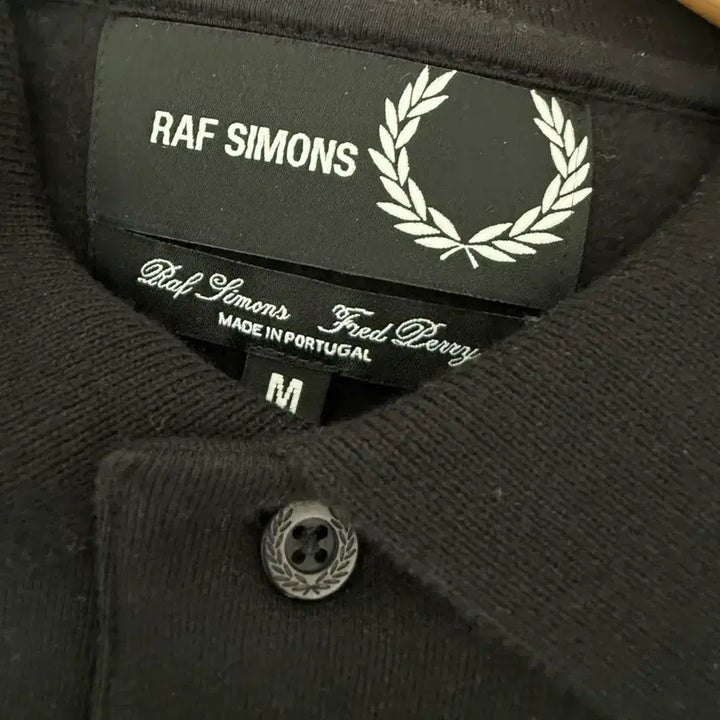 [BUNJANG] Raf Simons X Fred Perry Multi Ring Polo Shirt / [M] 라프시몬스 X 프레드 페리 멀티링 폴로 셔츠 AW19