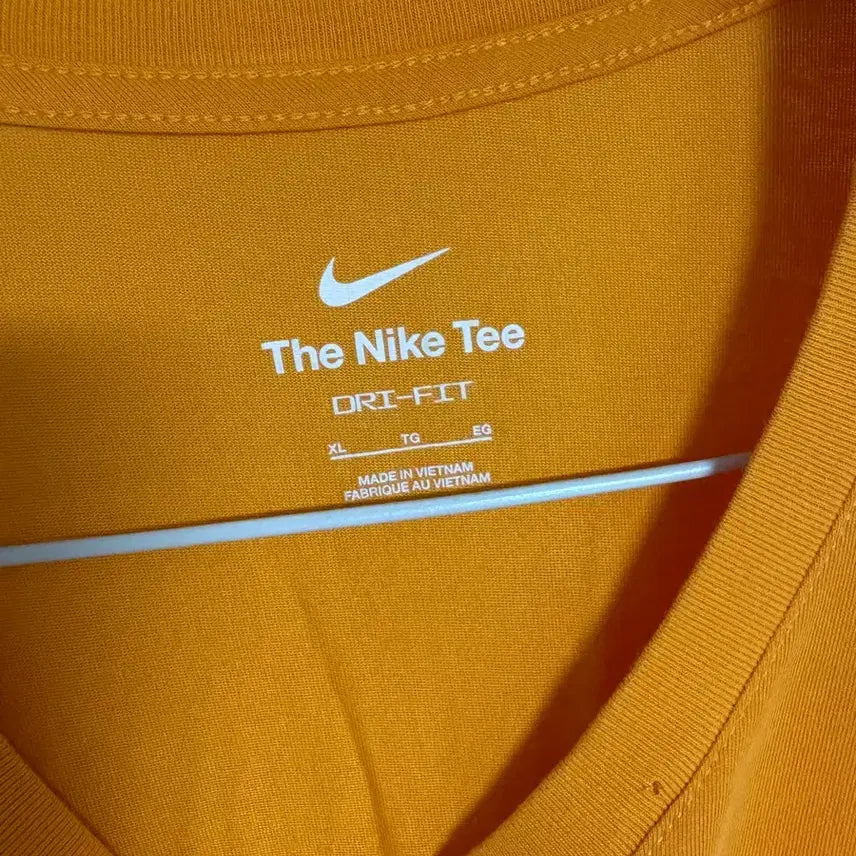 [BUNJANG] Nike Vintage Orange T-shirt / 빈티지 나이키 오렌지 반팔