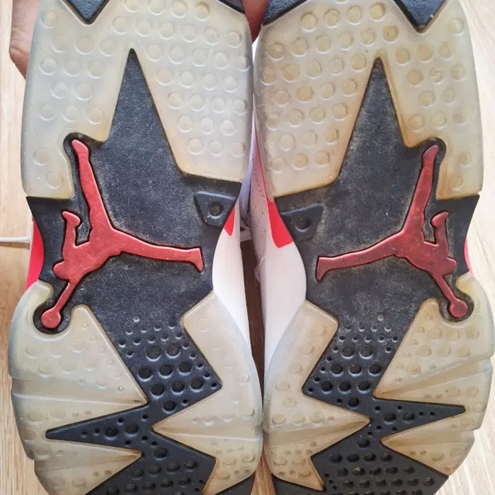 [BUNJANG] Nike Air Jordan 6 Infrared White Retro Sneakers / 나이키 에어 조던6 인프라레드 화이트 레트로 정품 운동화 농구화
