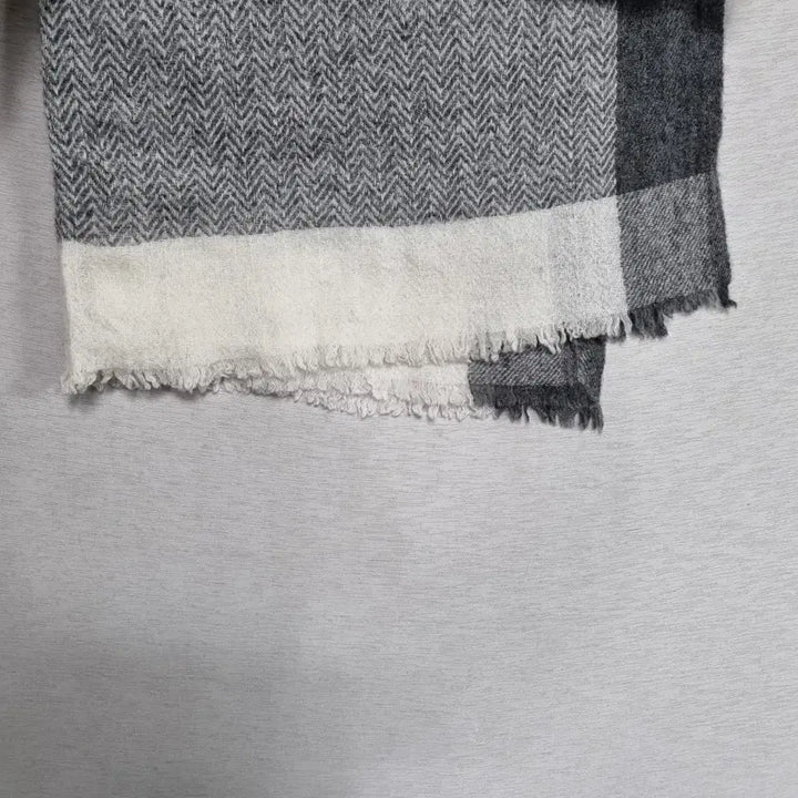 [BUNJANG] G Studio Cashmere Herringbone Muffler / 지스튜디오 캐시미어 머플러ㅡ0204