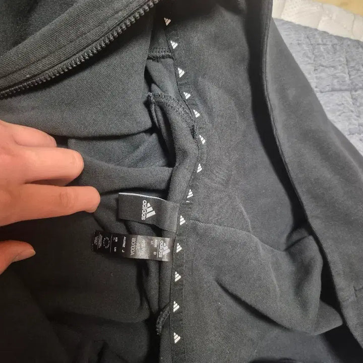 [BUNJANG] Adidas Hoodie Black / 아디다스 후드집업 블랙