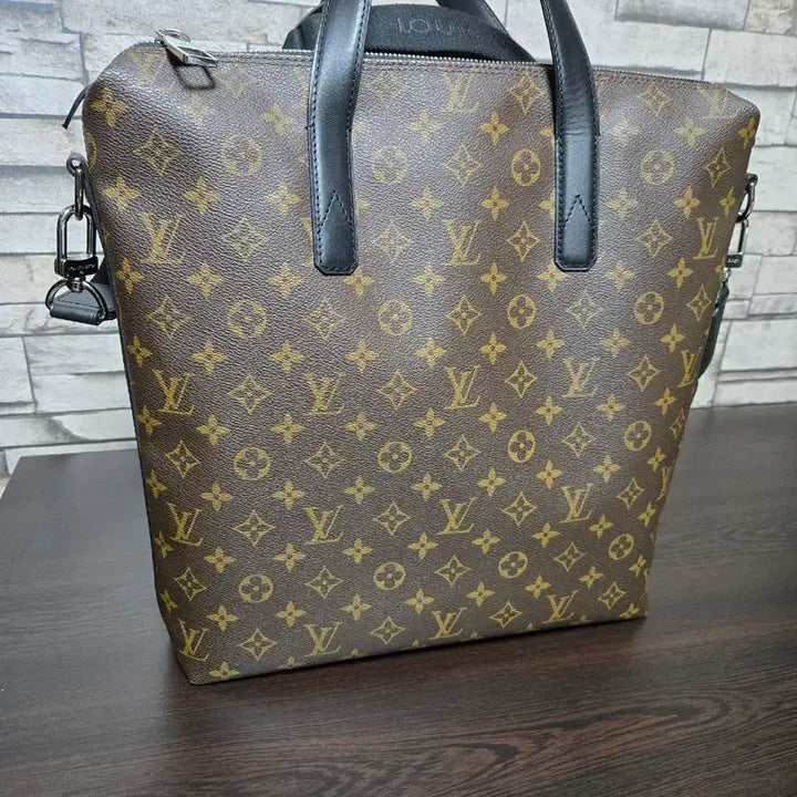 [BUNJANG] Louis Vuitton Monogram Macassar Shoulder Bag / 루이비통 모노그램 마카사르 숄더백