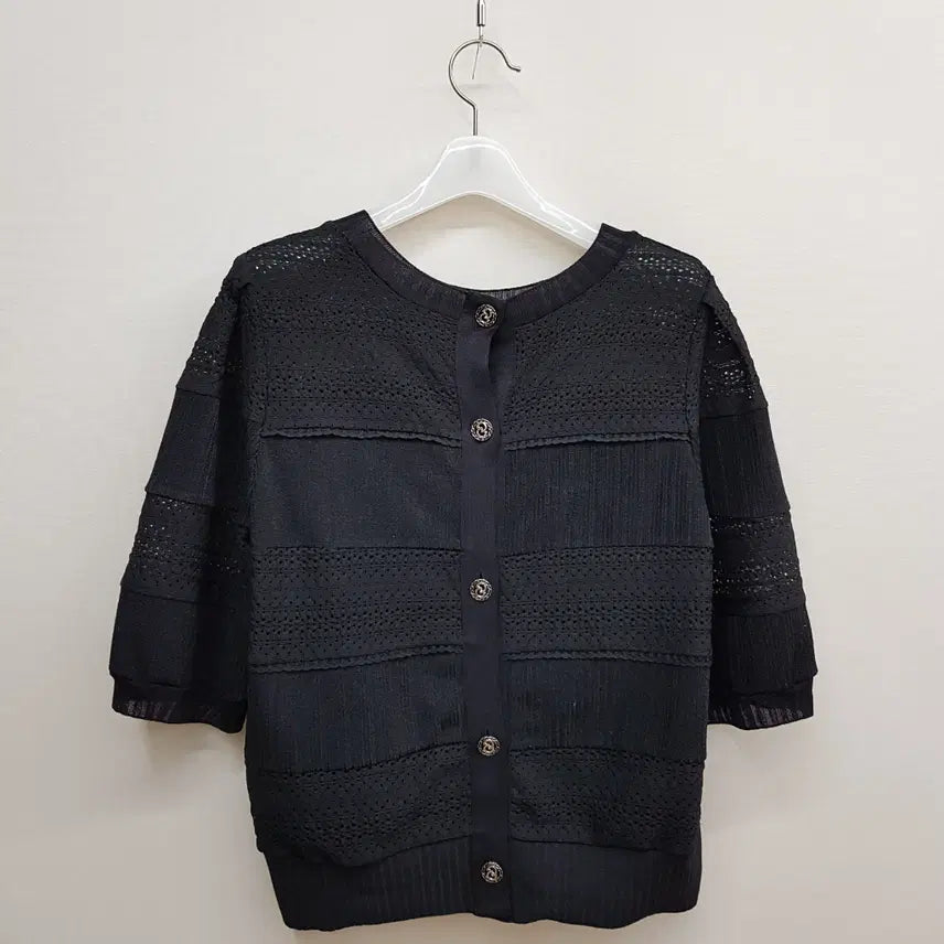 [BUNJANG] SJSJ 2021 Punching Detail Button Knit Cardigan / 한섬 SJSJ 2021 펀칭 디테일 버튼 니트 가디건 76-90-155