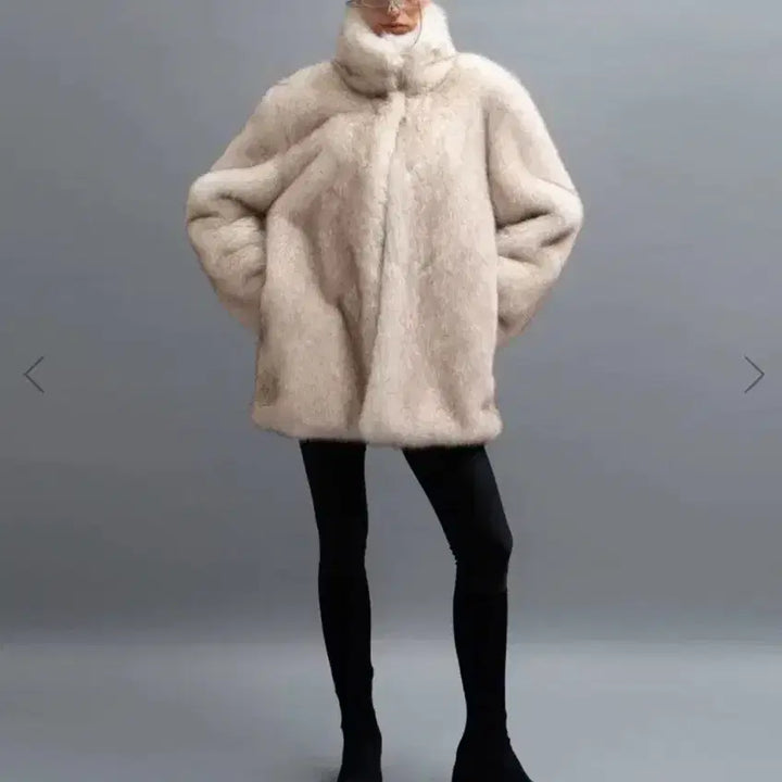 [BUNJANG] theporta Ivory Faux Fur Jacket / 더포르타 theporta 퍼자켓