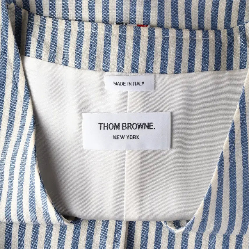 [BUNJANG] Thom Browne Stripe Wool Mohair Sleeveless V-Neck Button Dress / 톰 브라운 스트라이프 울 모헤어 슬리브리스 브이넥 버튼 원피스