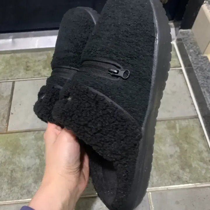 [BUNJANG] Nike Burrow SE Winter Slippers - Black / '나이키 방한슬리퍼' 230  DR8882-001