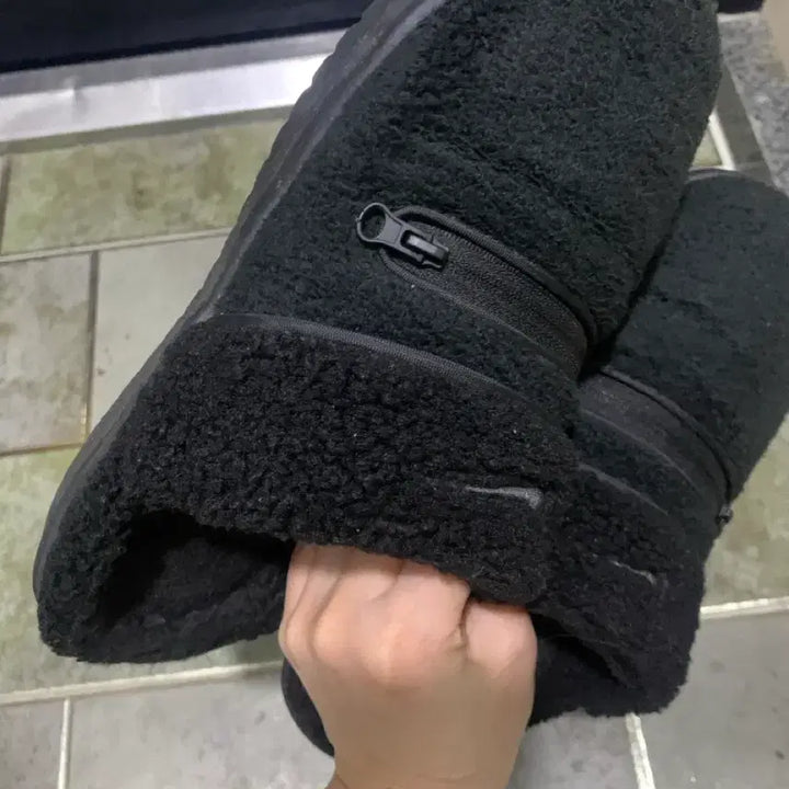 [BUNJANG] Nike Burrow SE Winter Slippers - Black / '나이키 방한슬리퍼' 230  DR8882-001