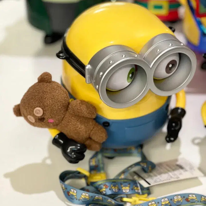 [BUNJANG] Universal Studios Minions Popcorn Bucket, Doll, Water Bottle Case Set / 2세트 유니버셜 미니언즈 팝콘통 인형 물통케이스