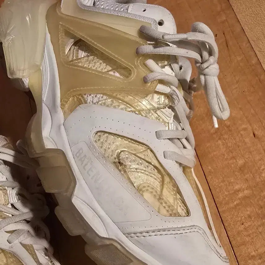 [BUNJANG] Balenciaga Track Sneakers White 37 / [쿨거래시네고콜]발렌시아가 트랙 스니커즈 화이트 37