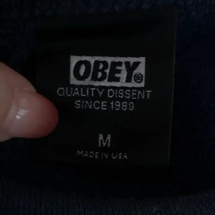 [BUNJANG] 오베이 네이비 맨투맨 티셔츠 OBEY / 오베이 네이비 맨투맨 티셔츠 OBEY