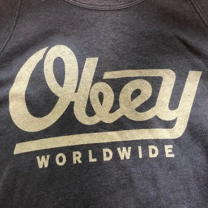 [BUNJANG] 오베이 네이비 맨투맨 티셔츠 OBEY / 오베이 네이비 맨투맨 티셔츠 OBEY