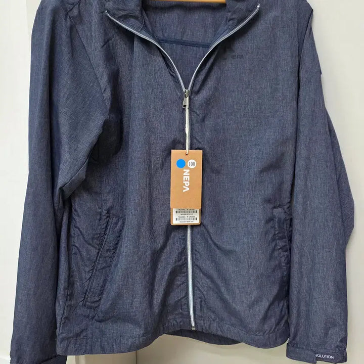 [BUNJANG] Nepa Men's Summer Jacket (Size 100) / 네파 남자 여름 자켓 100사이즈 판매합니다.