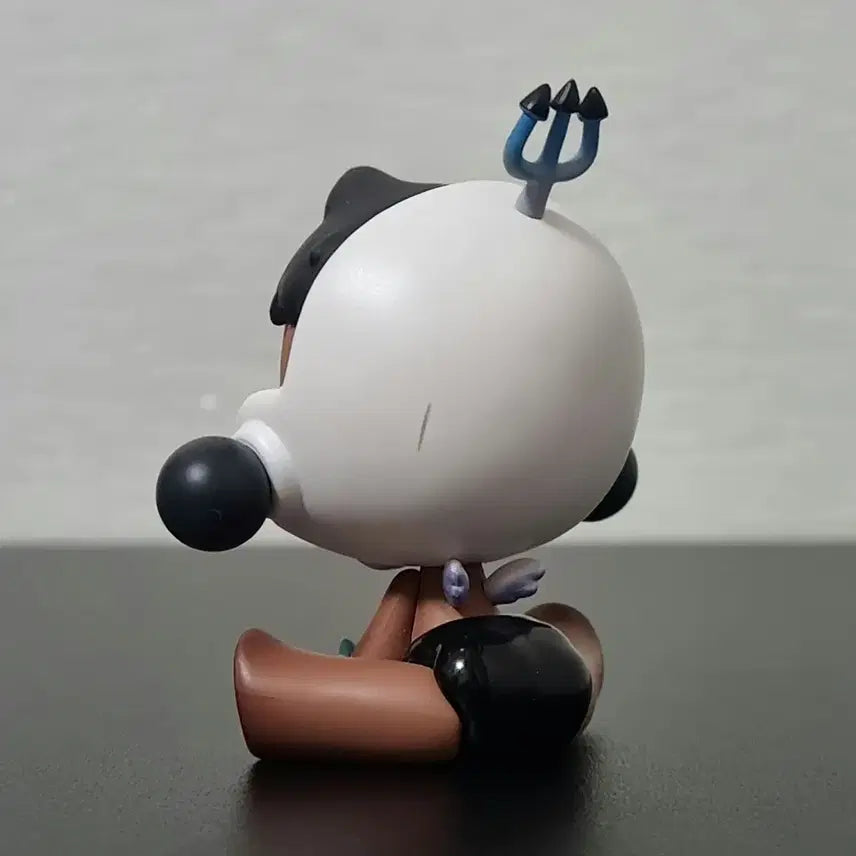 [BUNJANG] POP MART SKULLPANDA Ancient Castle Series Fake Evil Figure / [팝마트] 6.8cm 스컬판다 피규어 1탄 에이션트캐슬 시리즈 페이크에빌