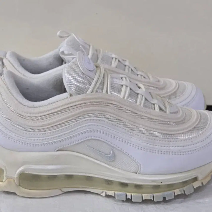 [BUNJANG] Nike Air Max 97 White Pure Platinum Sneakers / [245] 나이키 에어맥스97 화이트퓨어플래티넘ㅡ최저가